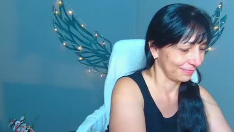 lilugrants online show from July 26, 6:59 pm