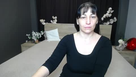 lilugrants online show from May 16, 6:07 pm