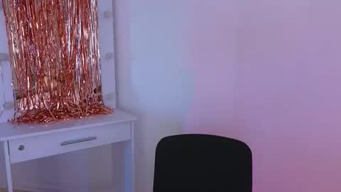 Lilu online show from September 16, 12:13 pm