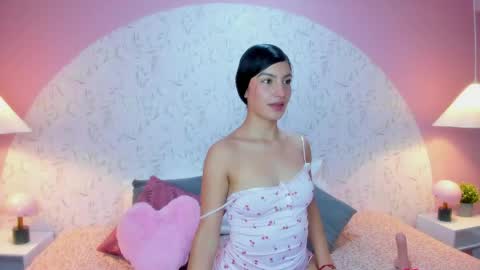  Lily  online show from April 25, 9:34 pm