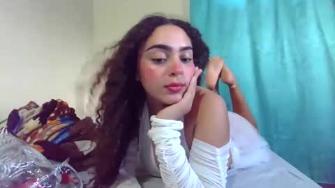 lily_anal_squirt online show from February 14, 10:25 pm