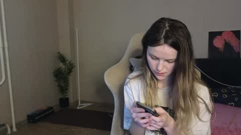 Only Premium Private Show online show from April 6, 3:17 am