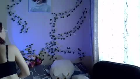 lily_ember online show from October 13, 10:07 am