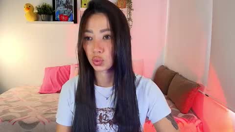 just lily online show from January 5, 8:12 pm