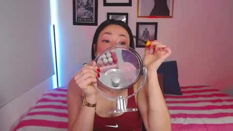 just lily online show from February 13, 7:10 pm