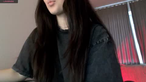 Lily Litle online show from March 4, 11:28 am