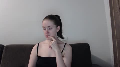 Snapshot of lily_love_x chatting on September 23, 10:08 pm lily_love_x online show from September 23, 10:08 pm