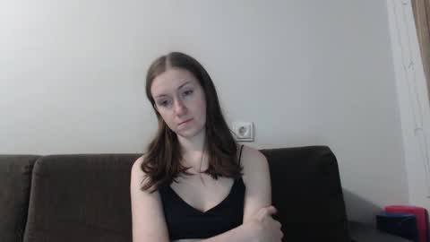 lily_love_x online show from February 18, 12:10 am