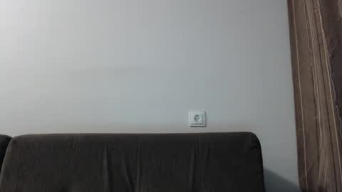 Snapshot of lily_love_x chatting on December 26, 3:49 am lily_love_x online show from December 26, 3:49 am
