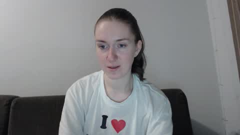 lily_love_x online show from November 25, 4:36 am