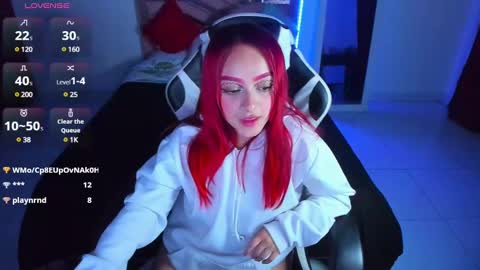 lily_may_ online show from December 14, 12:01 am