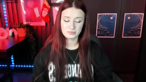 Lily online show from January 8, 2:43 pm