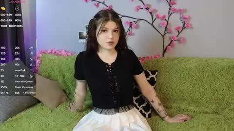 Lily online show from May 27, 7:49 am