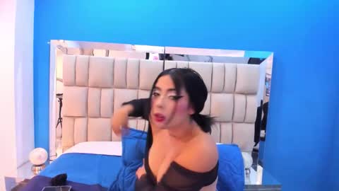 lily_rousse0 online show from May 22, 3:37 am