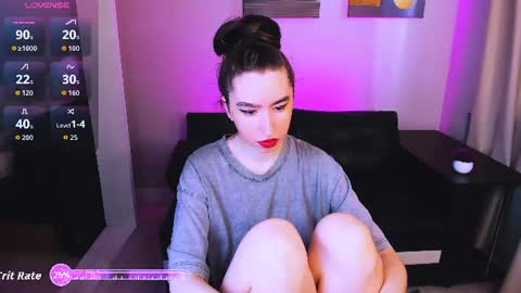 LILY online show from June 14, 1:44 pm