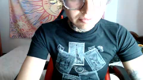 Lily online show from June 18, 7:21 am