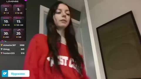 Snapshot of lilygracexoxo chatting on September 18, 1:59 am Lily Grace online show from September 18, 1:59 am