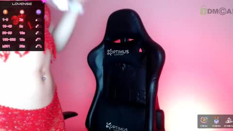 Liliana louise online show from February 16, 8:33 pm