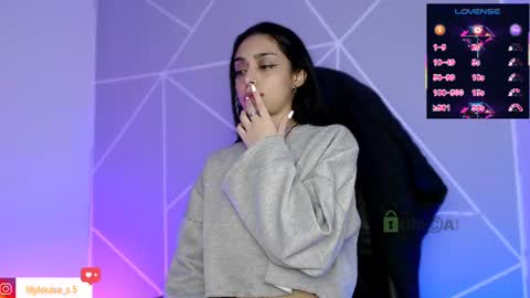 Liliana louise online show from July 10, 9:54 am
