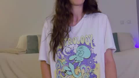 Snapshot of lilyroselyn chatting on September 23, 5:22 pm Lily online show from September 23, 5:22 pm
