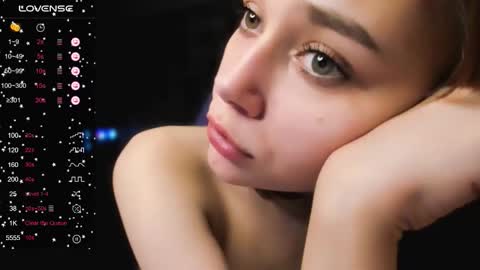 Snapshot of lina_and_lion chatting on October 7, 8:02 pm Scarlet online show from October 7, 8:02 pm