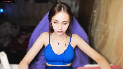 Snapshot of lina_and_lion chatting on October 9, 8:24 pm Scarlet online show from October 9, 8:24 pm