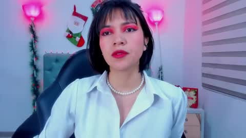 Snapshot of lina_bedoya chatting on December 26, 11:43 am Lina Bedoya online show from December 26, 11:43 am