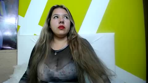 Snapshot of lina_browm chatting on March 11, 9:48 pm Lina Browm online show from March 11, 9:48 pm
