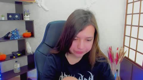 Lina online show from December 14, 2:11 am