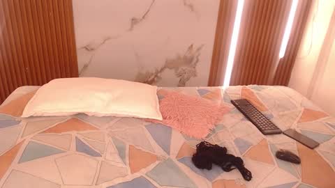 Lina online show from December 21, 12:42 pm