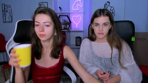 Snapshot of lina_fox12 chatting on October 10, 12:21 pm lina_fox12 online show from October 10, 12:21 pm