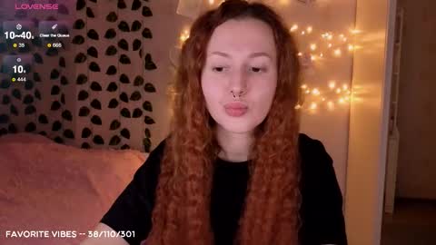 Snapshot of lina_red_x chatting on September 15, 10:39 pm Lina Red X online show from September 15, 10:39 pm