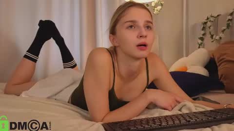 LINA online show from June 12, 3:03 am