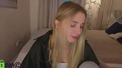 LINA online show from June 30, 1:05 am