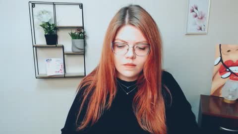 lina_ri online show from October 21, 4:00 pm