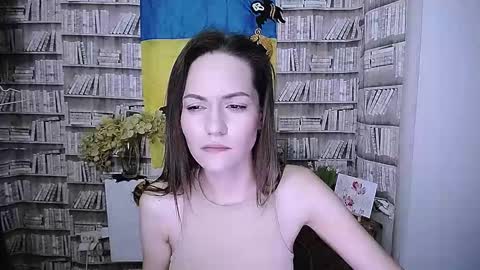 Lina online show from October 23, 7:03 am