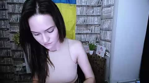 Lina online show from November 10, 9:04 am