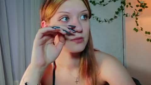 Lina online show from July 9, 8:33 pm