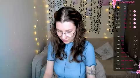 Lina online show from October 18, 3:31 am