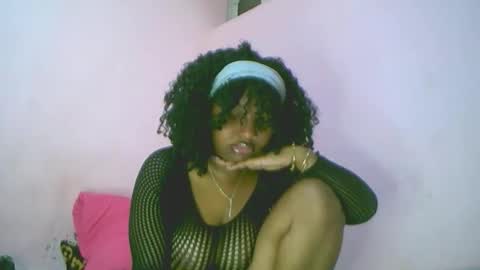 linah1123 online show from October 5, 5:34 am