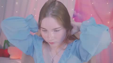 Lina online show from December 18, 5:01 am