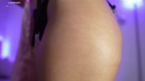 Snapshot of lincy_rios chatting on October 8, 12:04 am Lincy Rios online show from October 8, 12:04 am