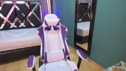  Linda  online show from February 26, 6:14 pm