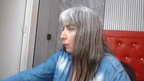 Linda online show from October 6, 11:49 am