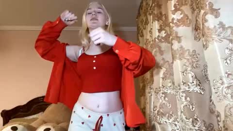 Luna online show from November 27, 10:40 am