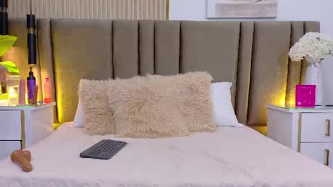 Linda love  online show from July 28, 2:13 pm