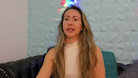 lindsay_cg online show from May 25, 12:26 pm