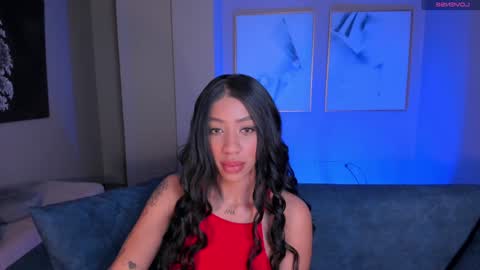 Snapshot of lindseycox chatting on January 13, 1:23 am Lin online show from January 13, 1:23 am