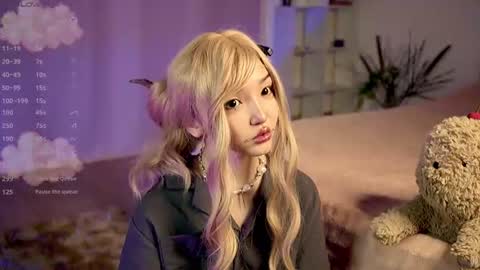 Linh -   online show from July 6, 9:17 pm