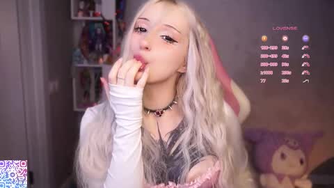 Lina online show from January 10, 7:51 pm